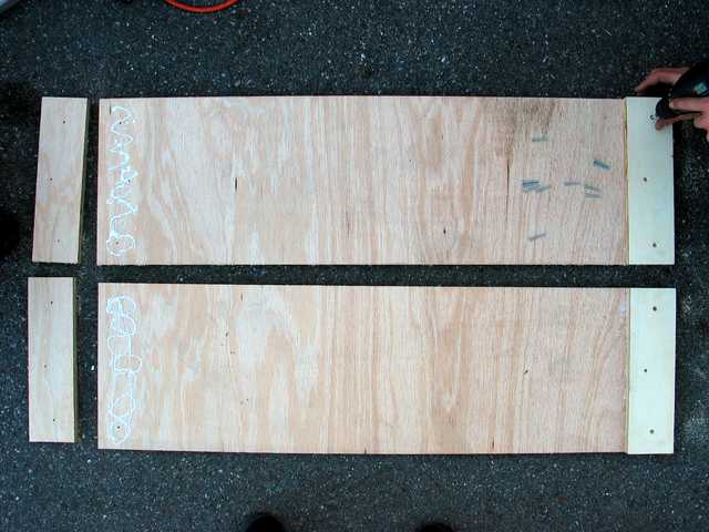 18086 Glue and screw
